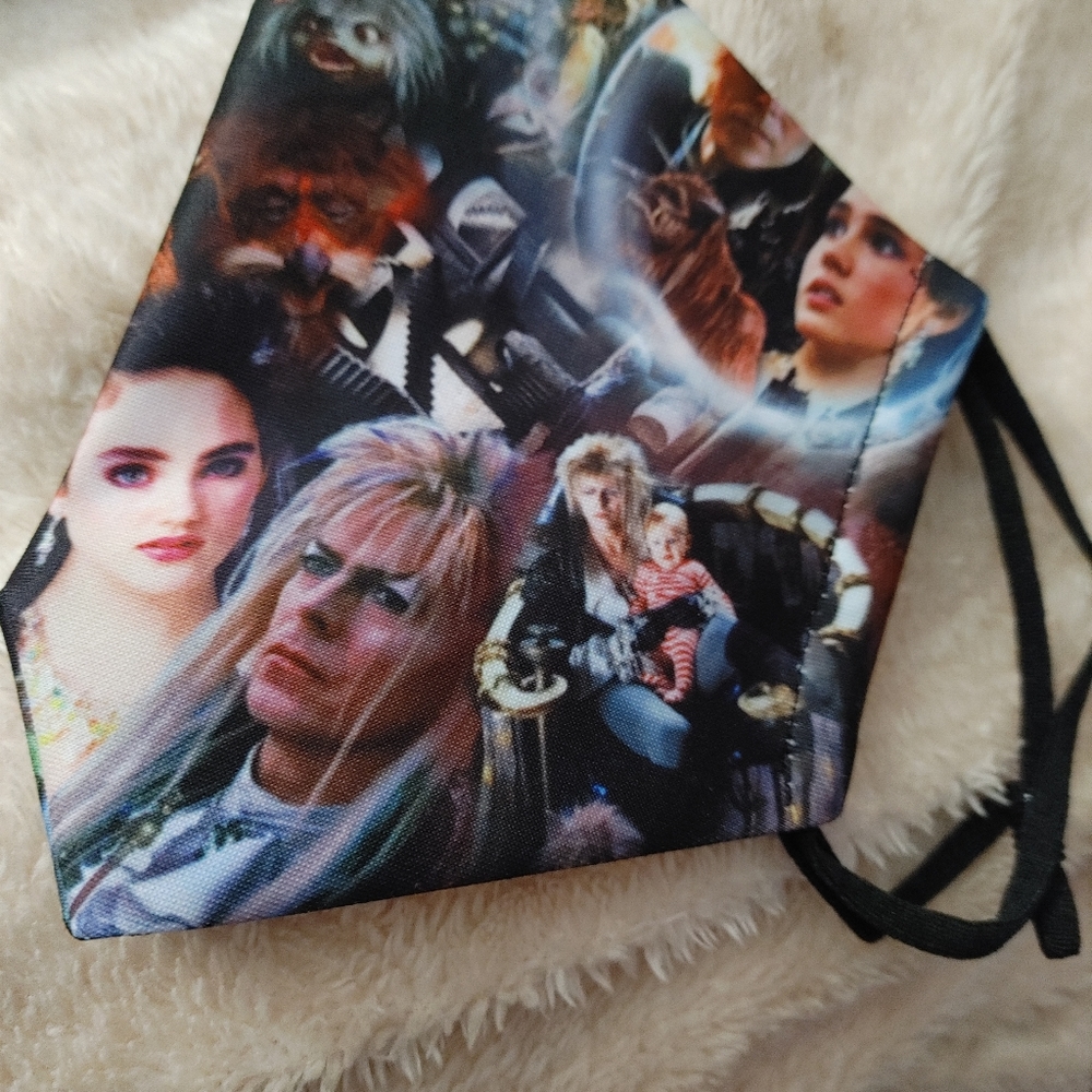 Labyrinth mask nwt